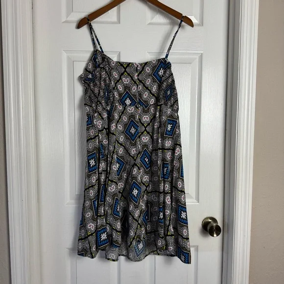 Old Navy Sleeveless Swing Dress Geo Diamond Print Size XL - Picture 2 of 5